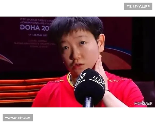 世乒女单颁奖伊藤美诚心满意足王曼昱情绪低落孙颖莎笑容灿烂 世乒女单颁奖伊藤美诚心满意足王曼昱情绪低落孙颖莎笑容灿烂